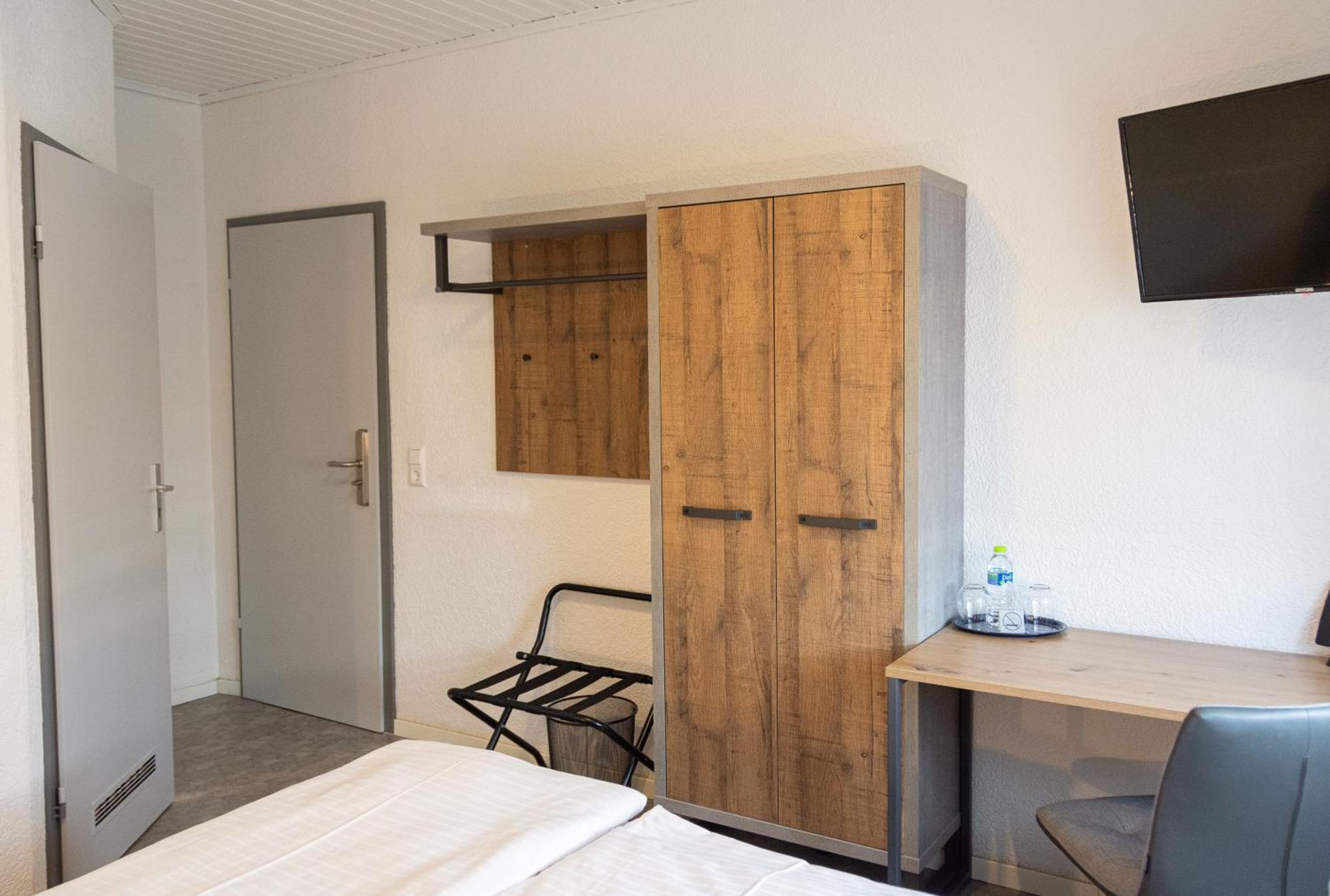 Hotel-Cocco-Bello In Der Villa Foret ルートヴィヒスブルク エクステリア 写真