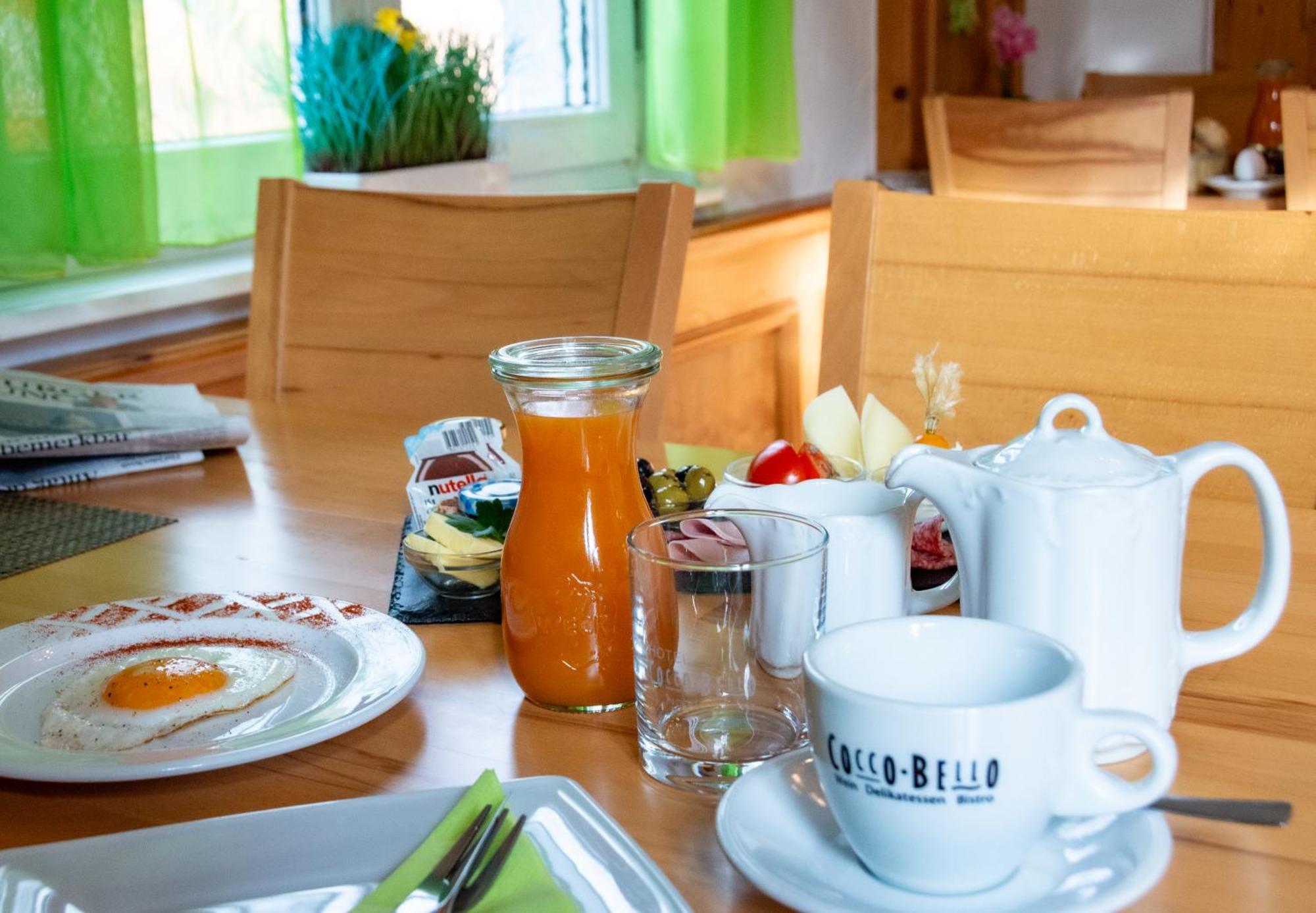Hotel-Cocco-Bello In Der Villa Foret ルートヴィヒスブルク エクステリア 写真