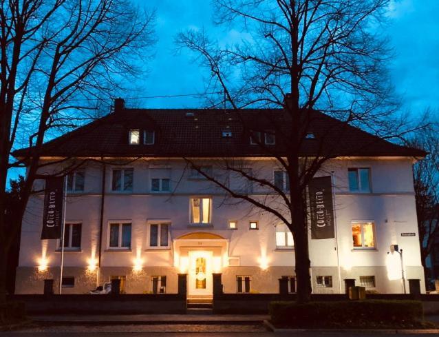 Hotel-Cocco-Bello In Der Villa Foret ルートヴィヒスブルク エクステリア 写真
